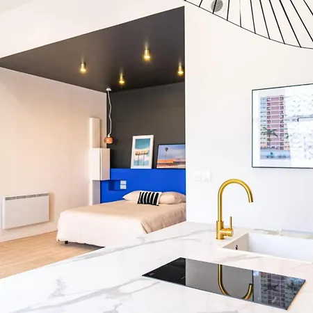 Le Jewell Apartment